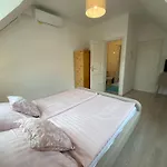 Guest house Vazsonyi Vendeghaz 3*