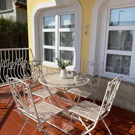 Vazsonyi Vendeghaz 3* Balatonfured